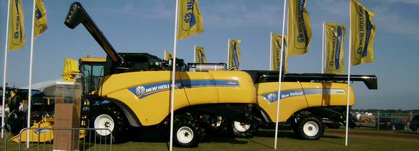 New Holland - Cereals 2011 Event - Lincolnshire Magazine - LincsMag.com