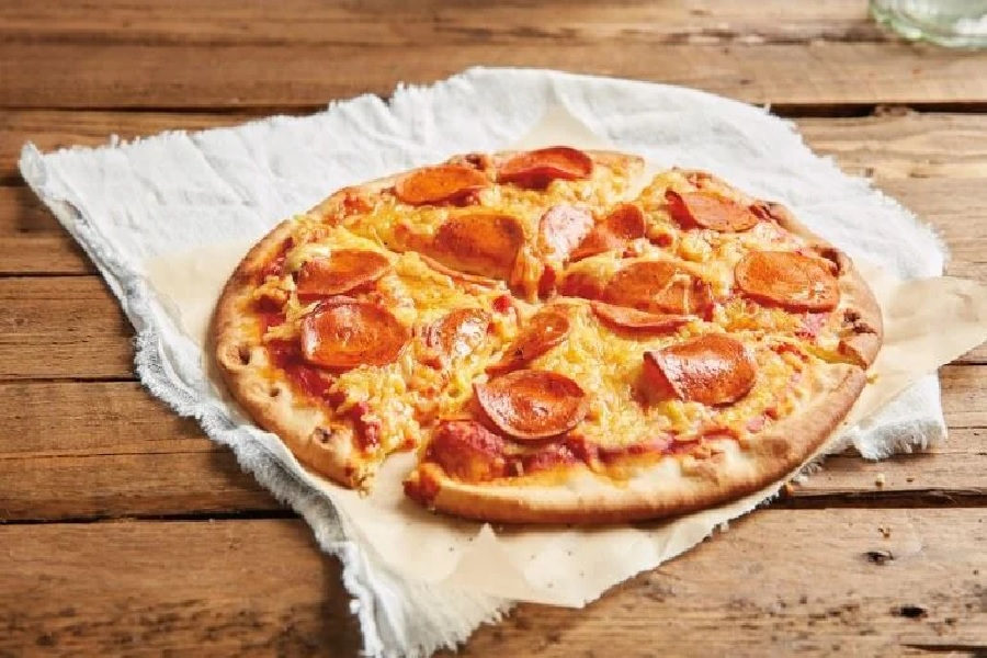 Vegan No Pepperoni Pizza - Food & Drink - Lincolnshire Magazine - LincsMag.com