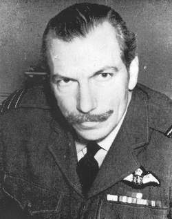 Wing Commander Kenneth Wallis