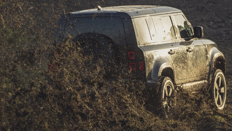 Defender Bond - Lincolnshire Magazine - LincsMag.com