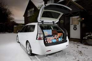 Snow Won't Put Brits Off This Christmas - Lincolnshire Magazine - LincsMag.com
