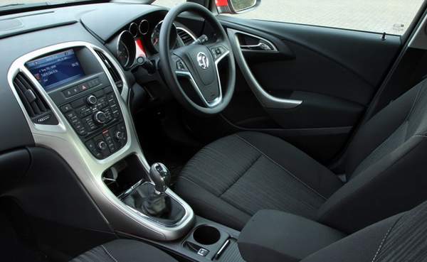 Vauxhall Astra SRi Hatch 2.0 CDTi - Lincolnshire Magazine - LincsMag.com