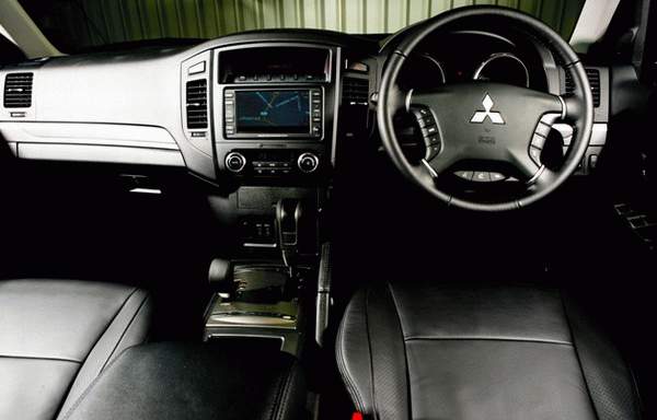 Mitsubishi Shogun Elegance - Lincolnshire Magazine - LincsMag.com