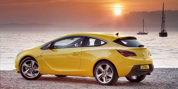 Vauxhall Astra GTC 1.4 Turbo - Lincolnshire Magazine - LincsMag.com
